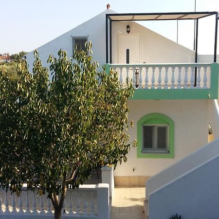 Natalya Apartment ลิคชูรี ภายนอก รูปภาพ